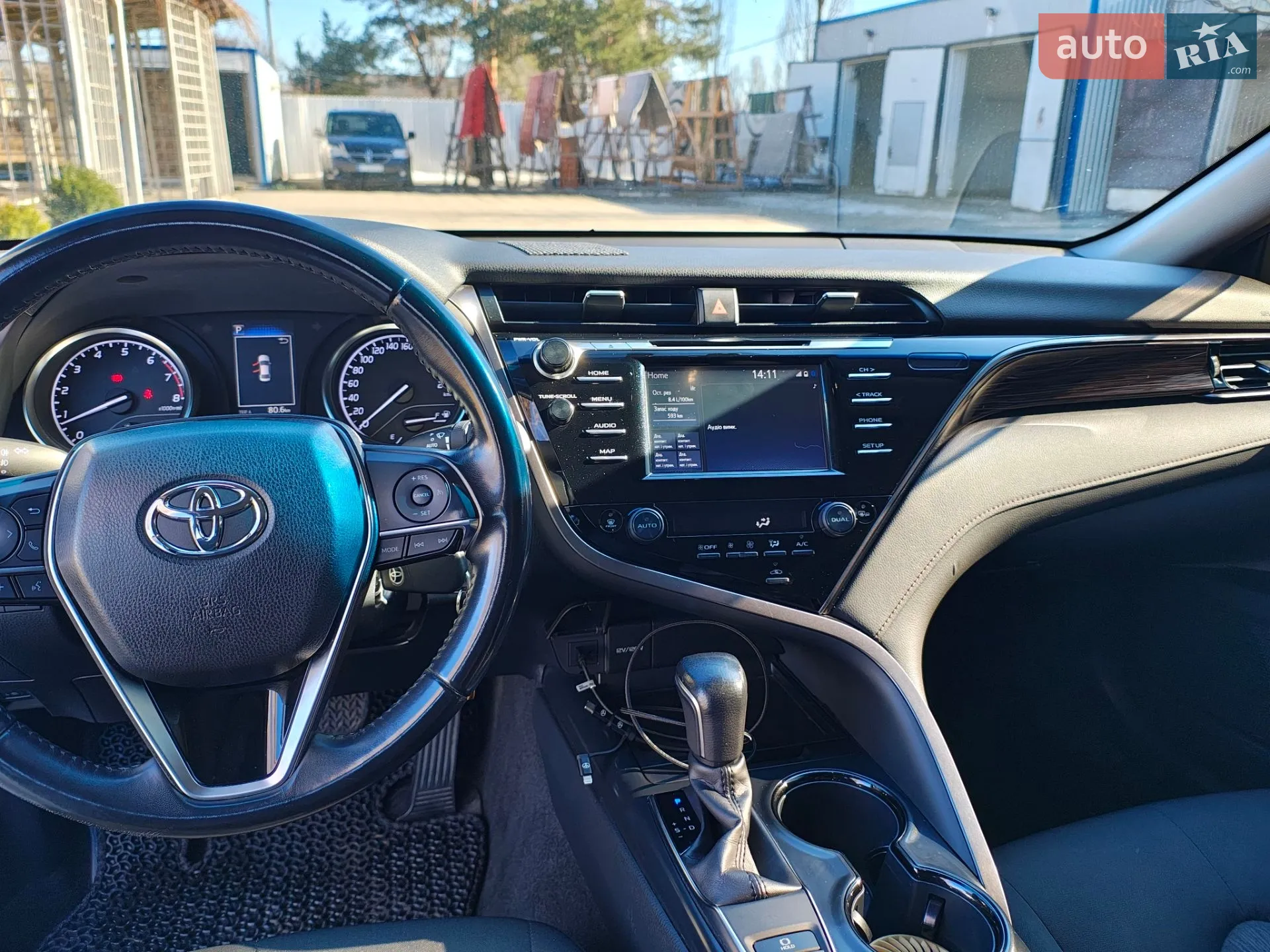2020 Toyota Camry - мініатюра 11