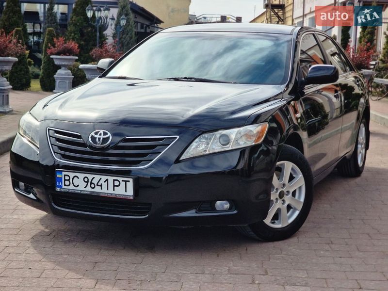 Седан Toyota Camry 2006 в Стрые