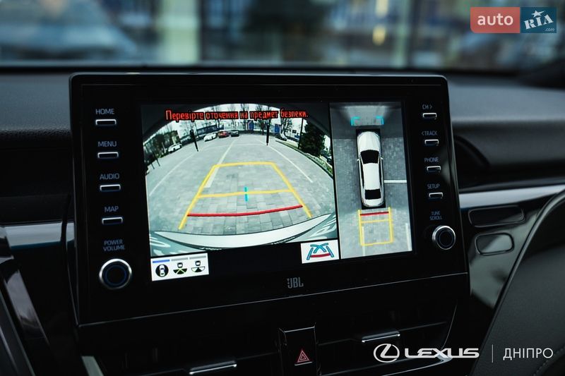 Седан Toyota Camry 2024 в Днепре