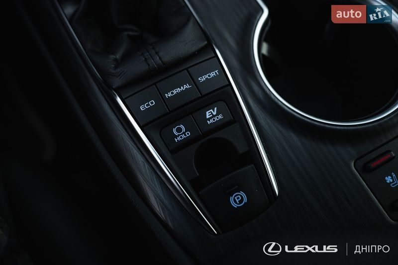 Седан Toyota Camry 2024 в Днепре