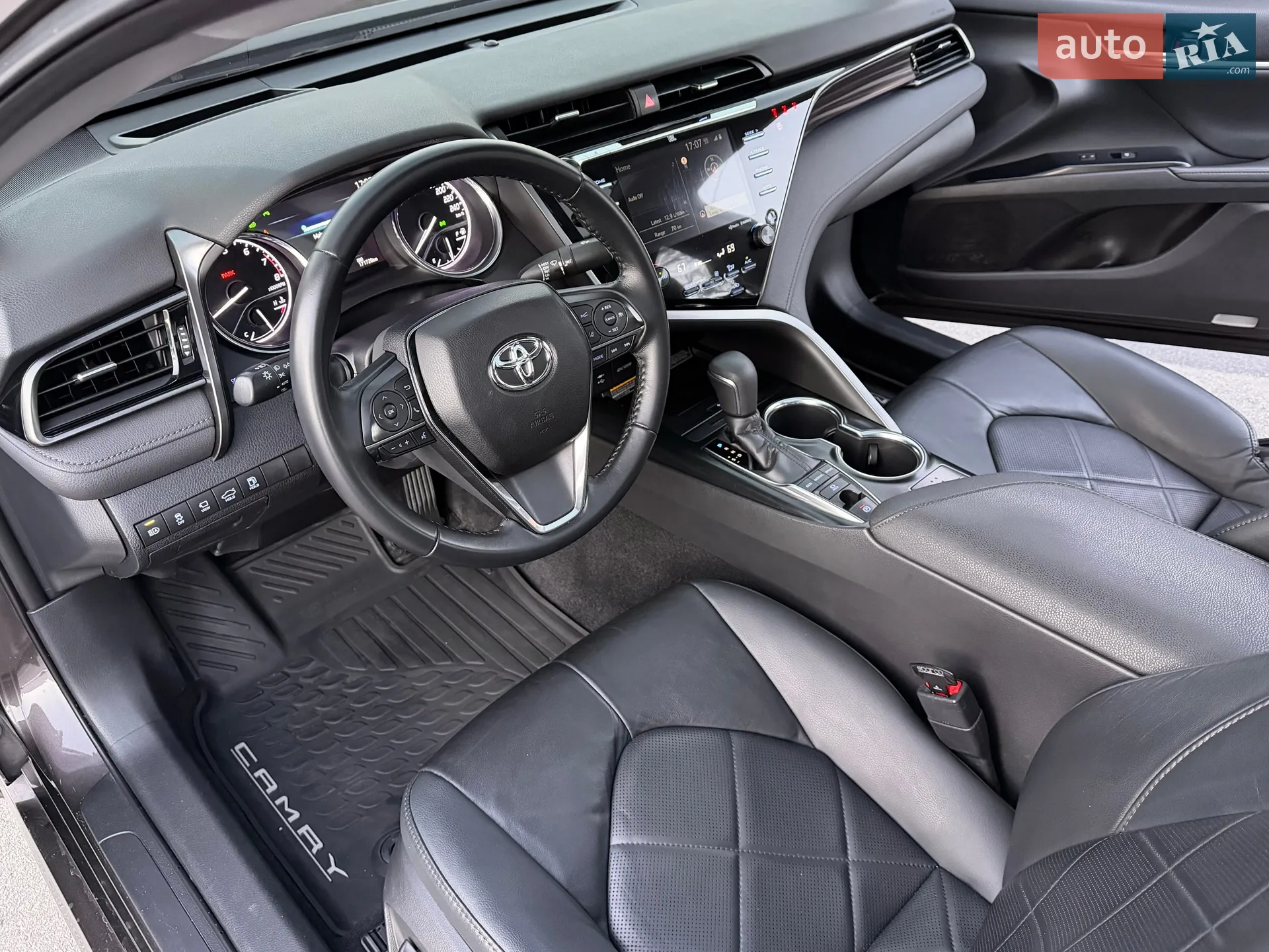 2018 Toyota Camry - мініатюра 20