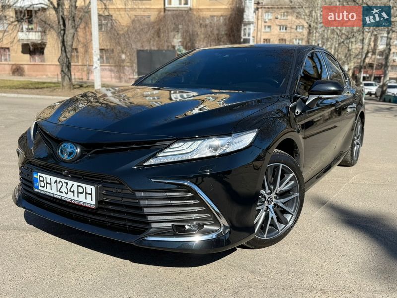 Toyota Camry 2022