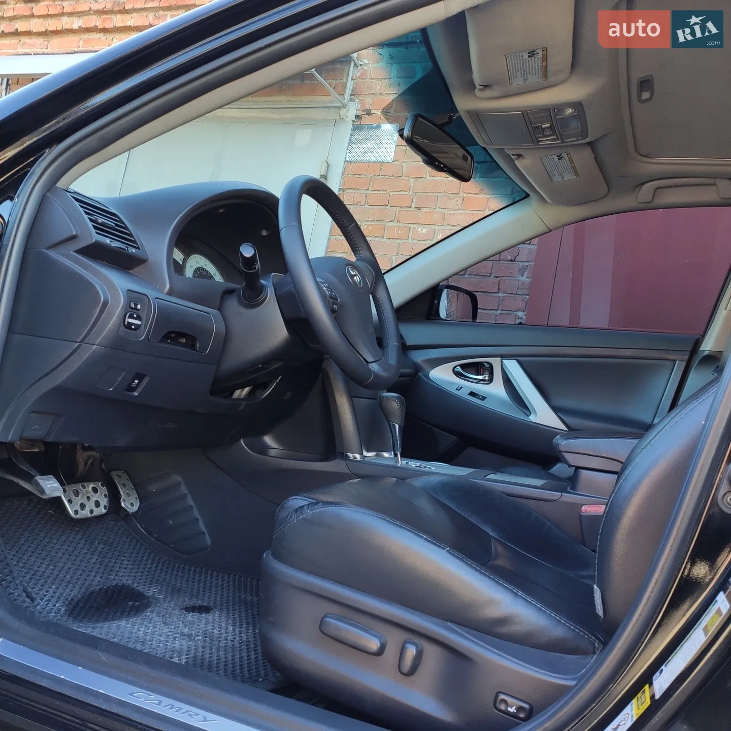 2010 Toyota Camry - мініатюра 32