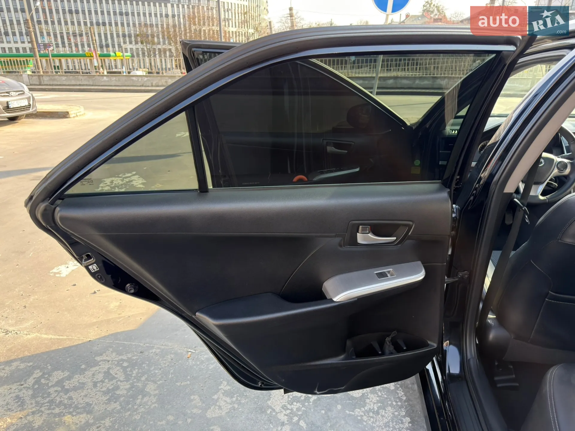 2013 Toyota Camry - мініатюра 12