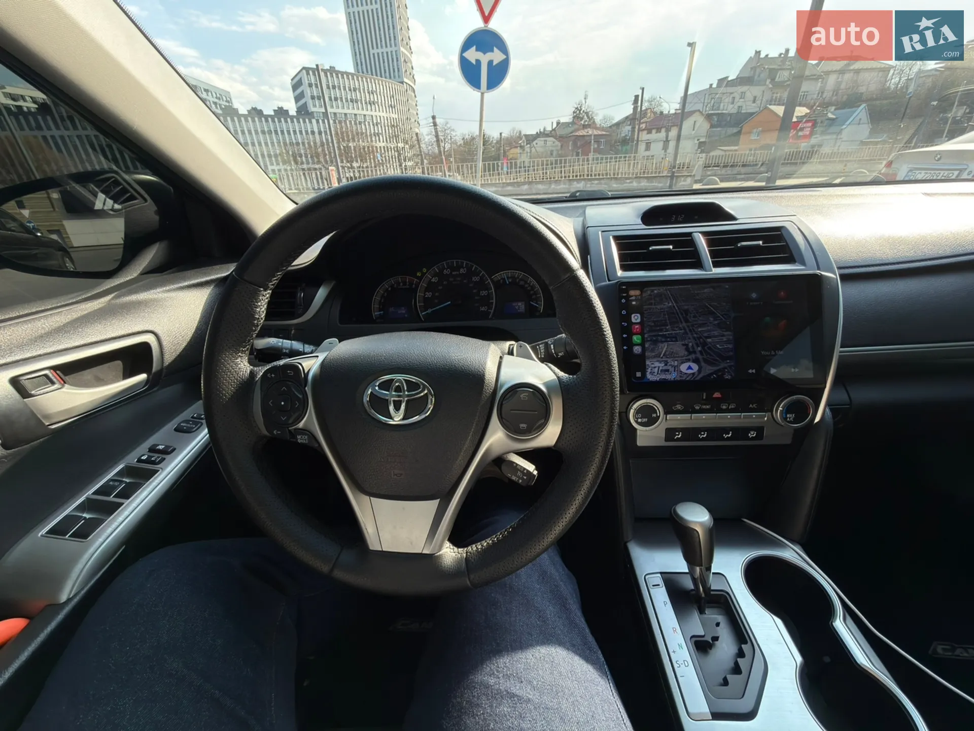 2013 Toyota Camry - мініатюра 15