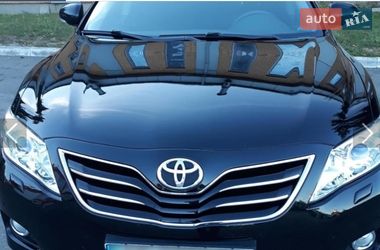 Седан Toyota Camry 2009 в Ивано-Франковске