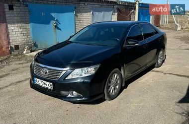 Седан Toyota Camry 2012 в Новомосковске