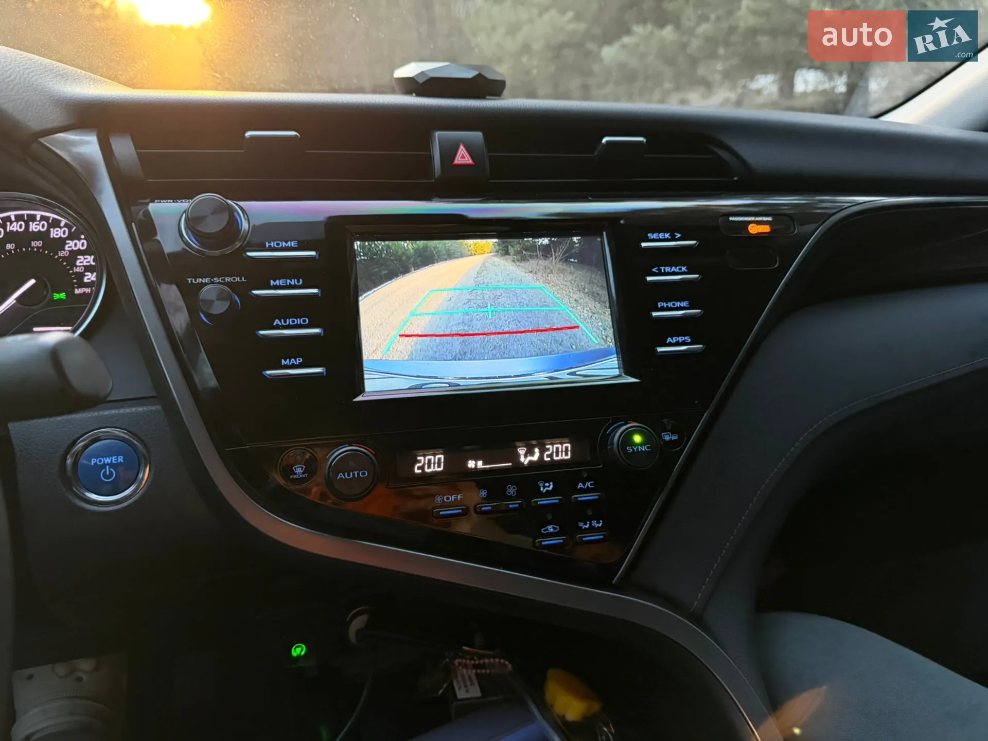2019 Toyota Camry - мініатюра 16