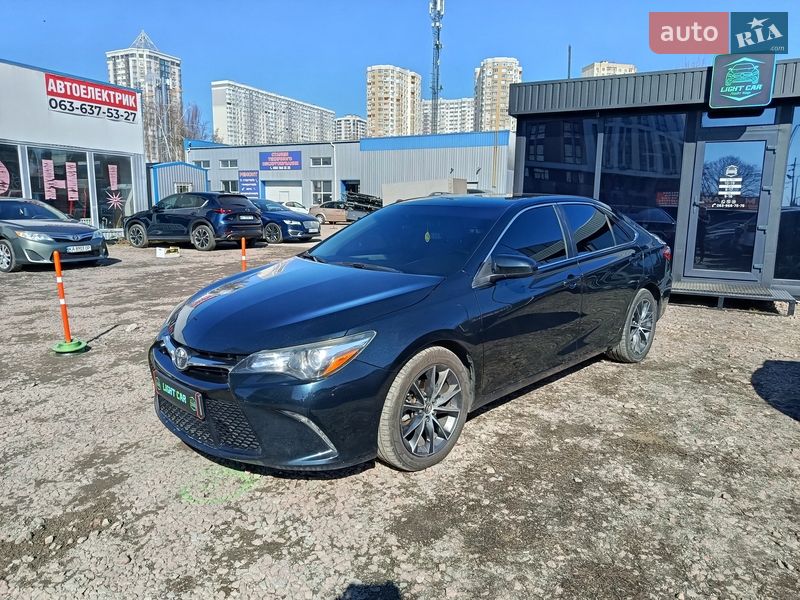 Toyota Camry 2014