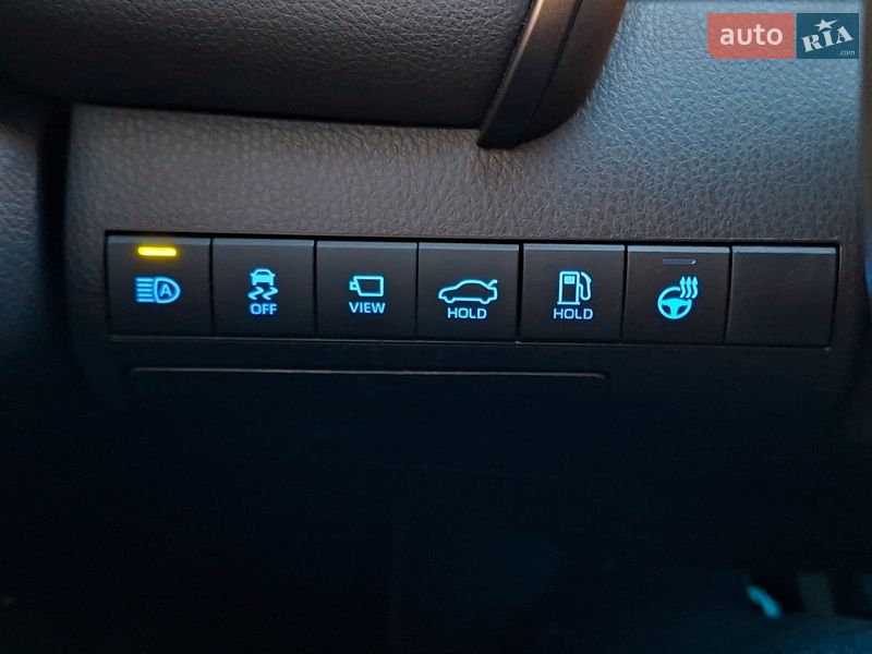 Седан Toyota Camry 2021 в Харькове