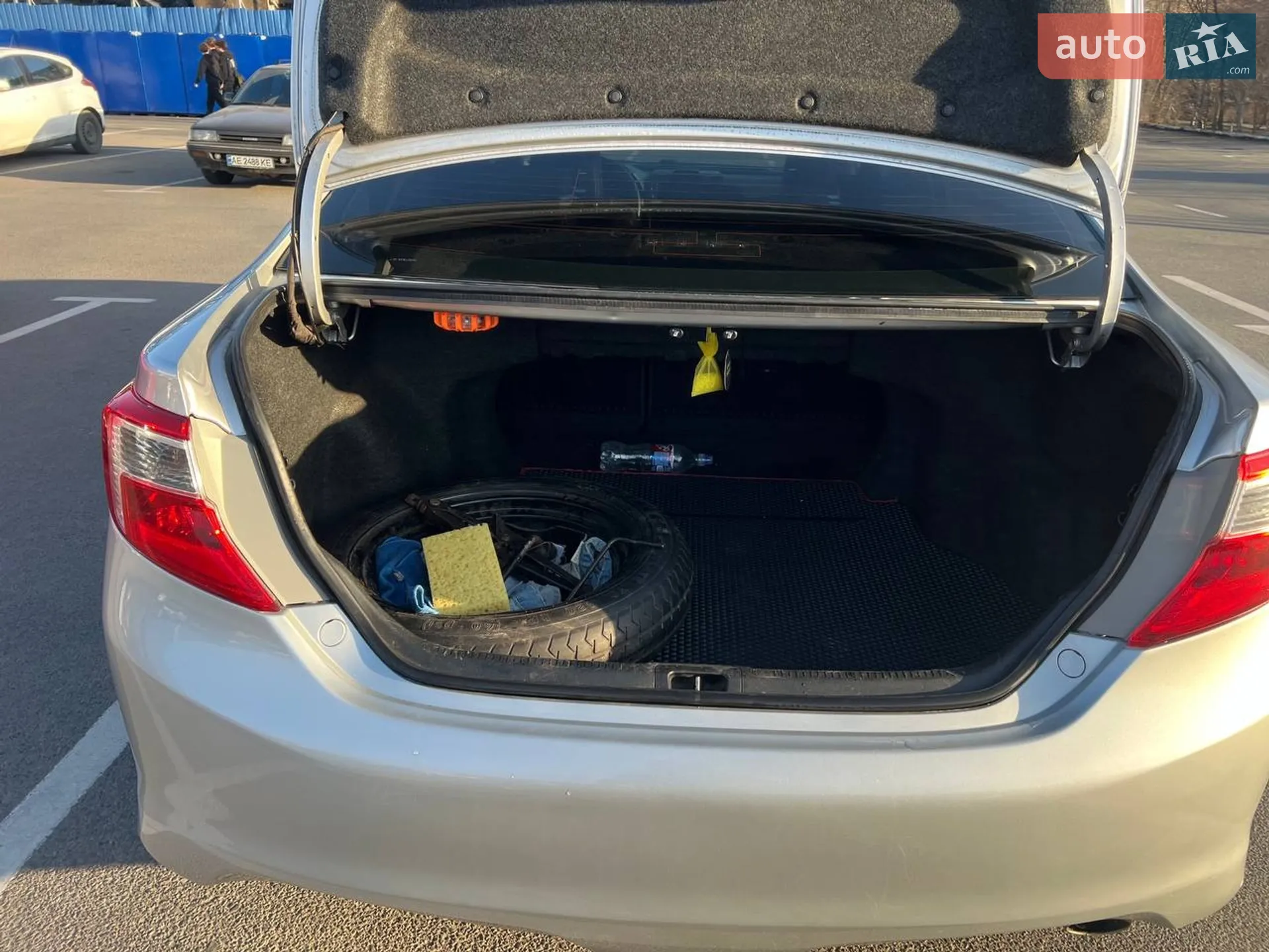 2014 Toyota Camry - мініатюра 4