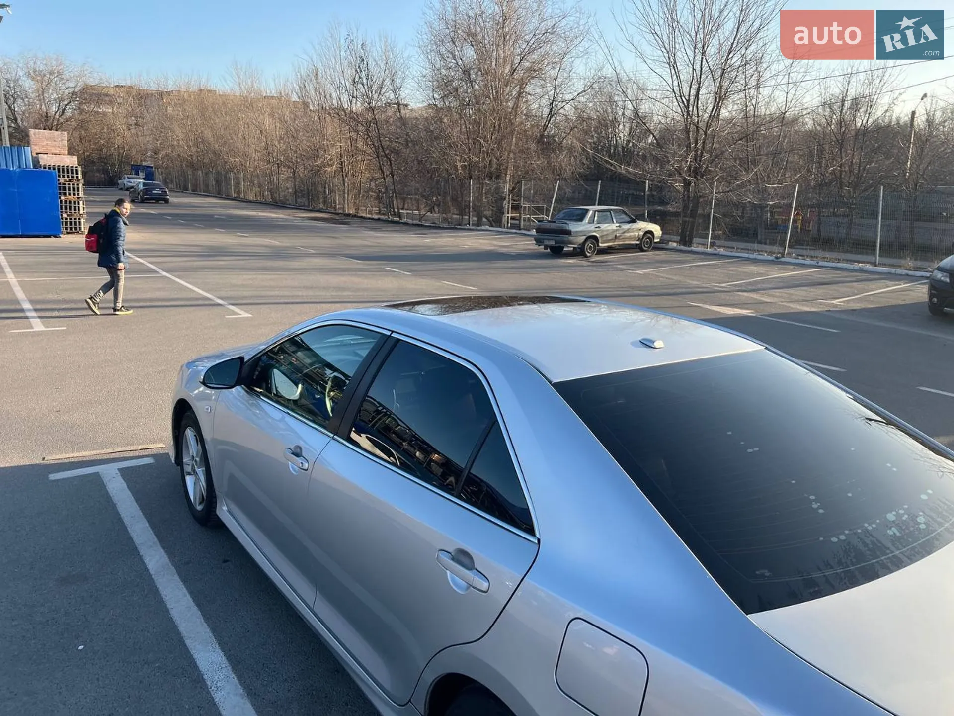 2014 Toyota Camry - мініатюра 15