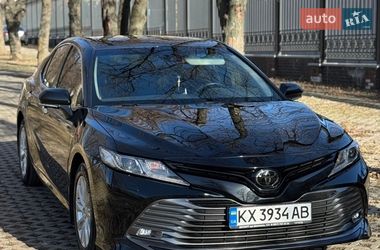 Седан Toyota Camry 2020 в Харкові