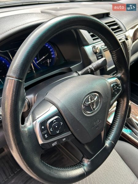 Седан Toyota Camry 2017 в Харькове