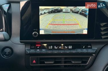 Седан Toyota Camry 2024 в Харкові