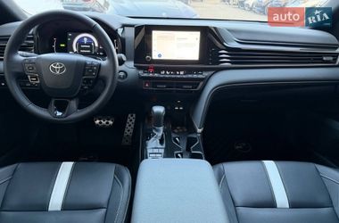 Седан Toyota Camry 2024 в Харкові
