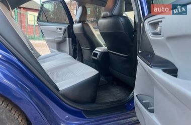 Седан Toyota Camry 2015 в Києві