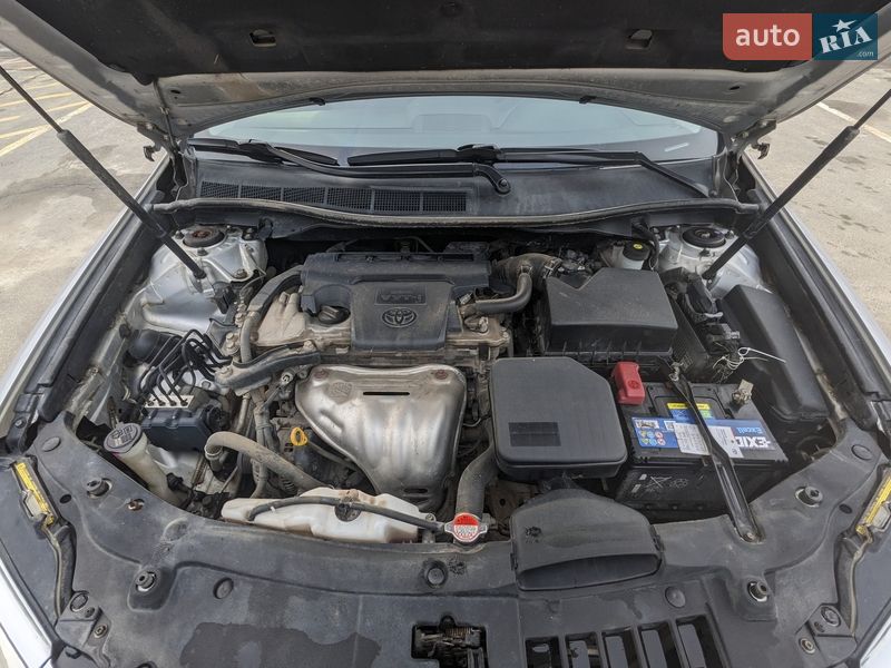 Седан Toyota Camry 2016 в Сумах