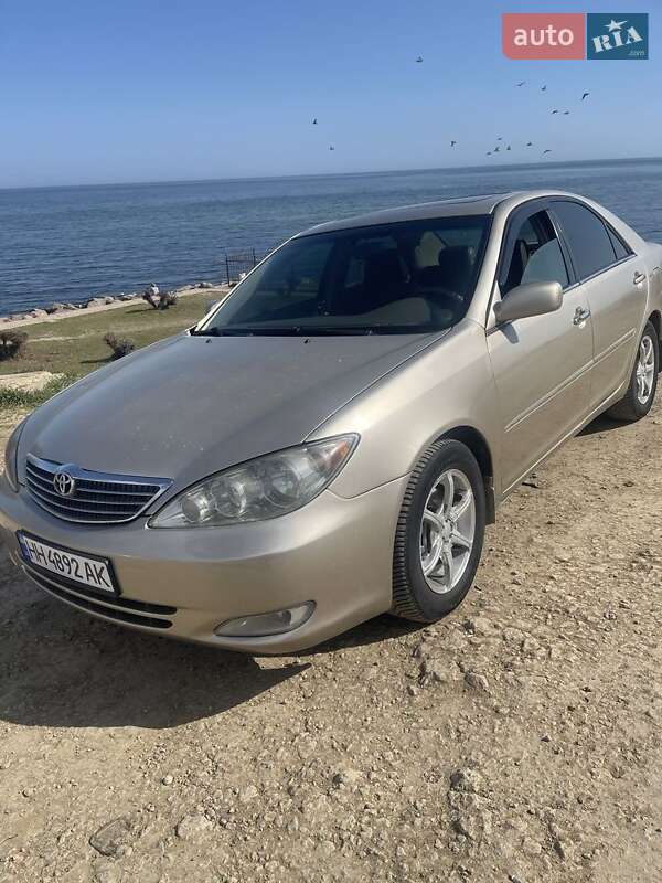 Toyota Camry 2003