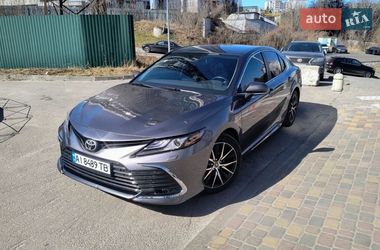 Седан Toyota Camry 2021 в Києві