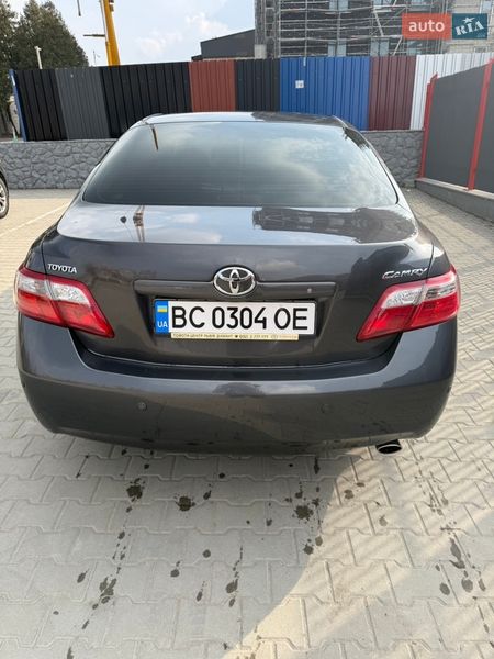 Седан Toyota Camry 2011 в Львове