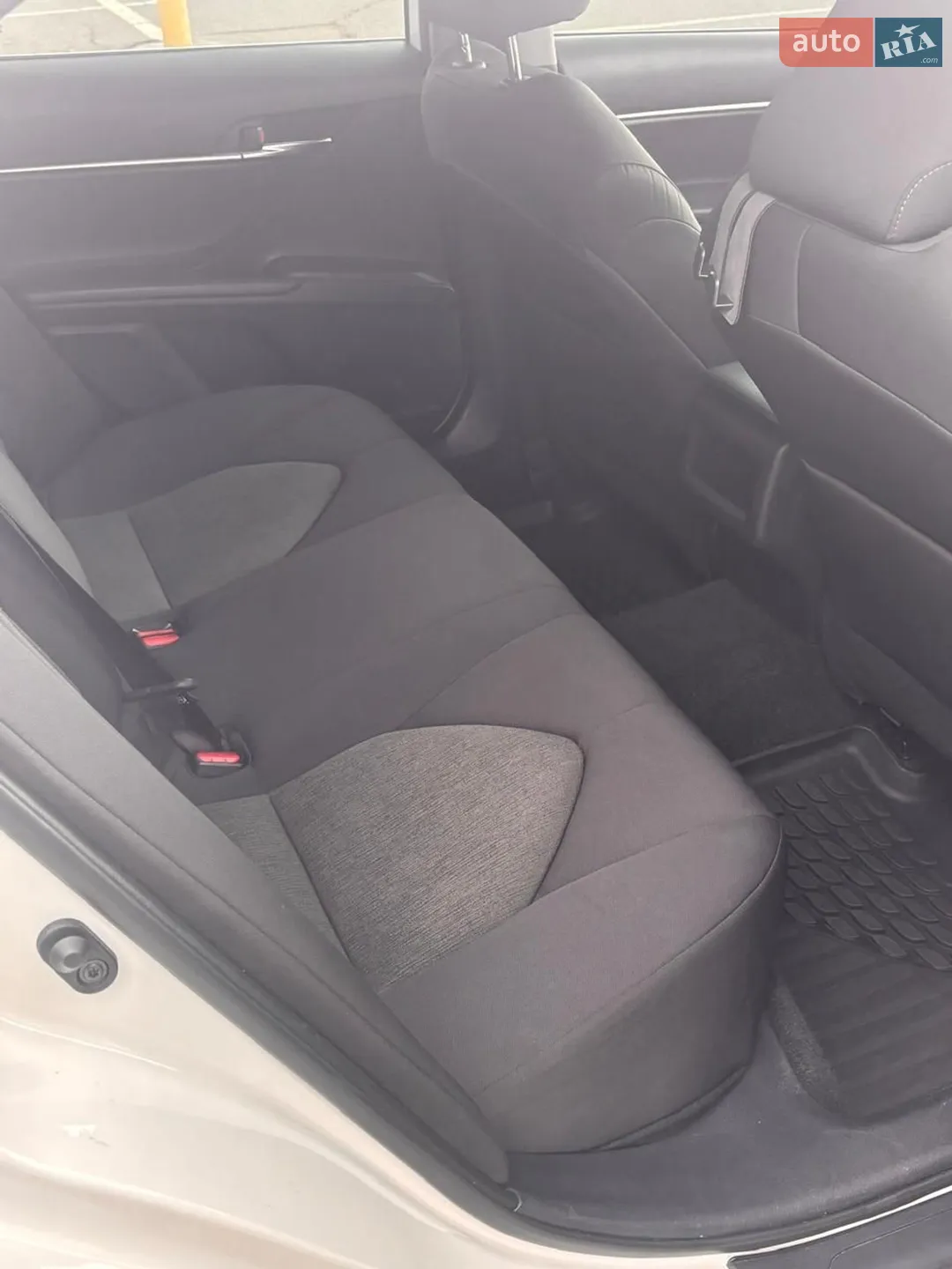 2022 Toyota Camry - мініатюра 19