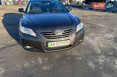 Седан Toyota Camry 2007 в Києві