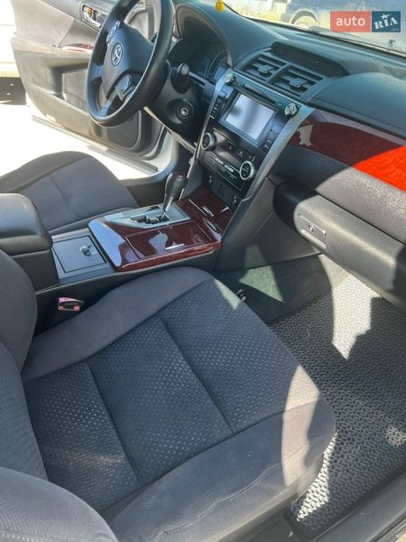 Седан Toyota Camry 2011 в Вишгороді