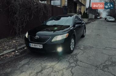 Седан Toyota Camry 2007 в Киеве