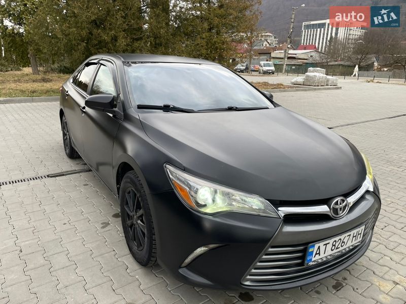 Toyota Camry 2015