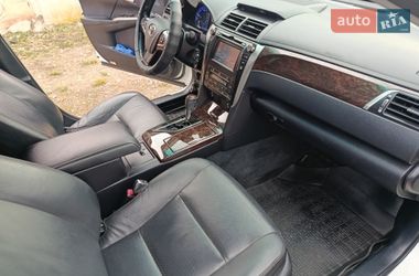 Седан Toyota Camry 2015 в Черновцах