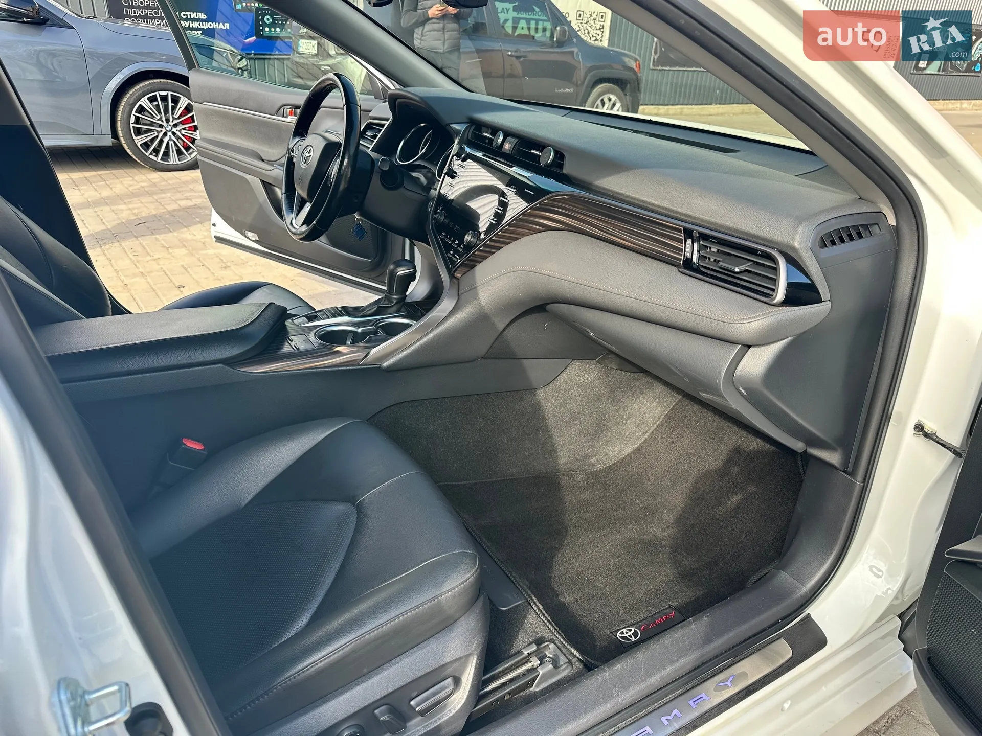 2020 Toyota Camry - мініатюра 21