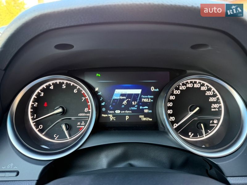 Седан Toyota Camry 2017 в Харкові