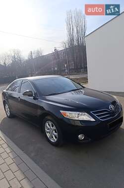Седан Toyota Camry 2011 в Черкассах