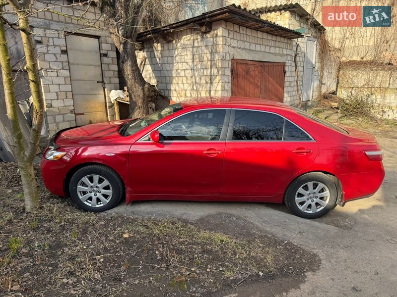 Седан Toyota Camry 2008 в Виннице