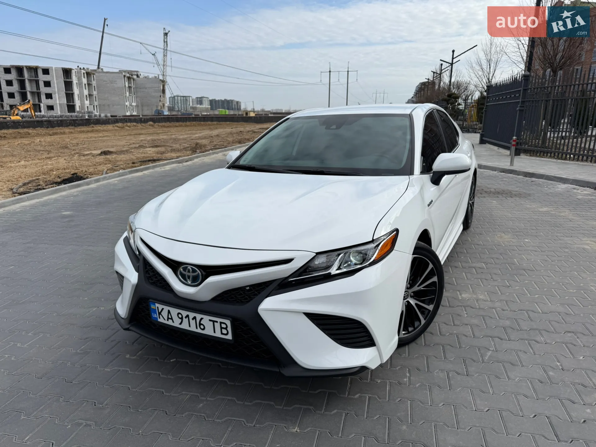 2020 Toyota Camry - мініатюра 9