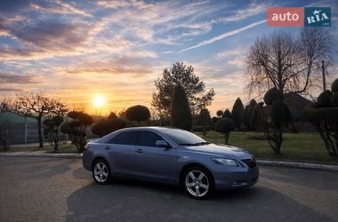 Седан Toyota Camry 2008 в Подрясном