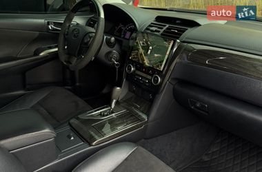 Седан Toyota Camry 2011 в Дніпрі