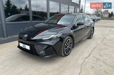 Седан Toyota Camry 2024 в Києві