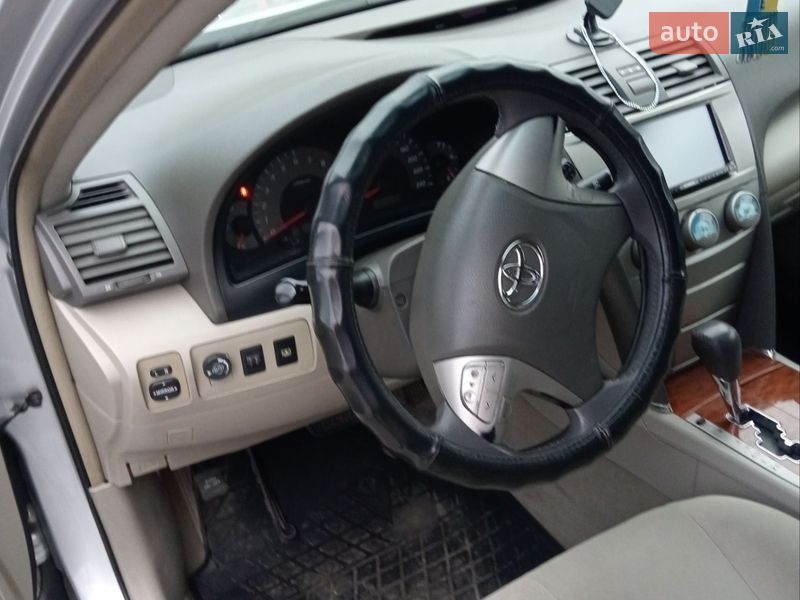 Седан Toyota Camry 2008 в Житомирі