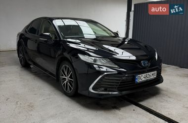 Седан Toyota Camry 2021 в Львове