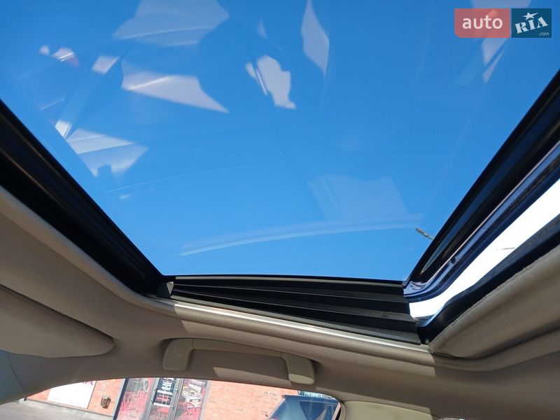 Седан Toyota Camry 2011 в Кременчуге