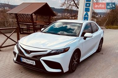 Седан Toyota Camry 2022 в Теребовле