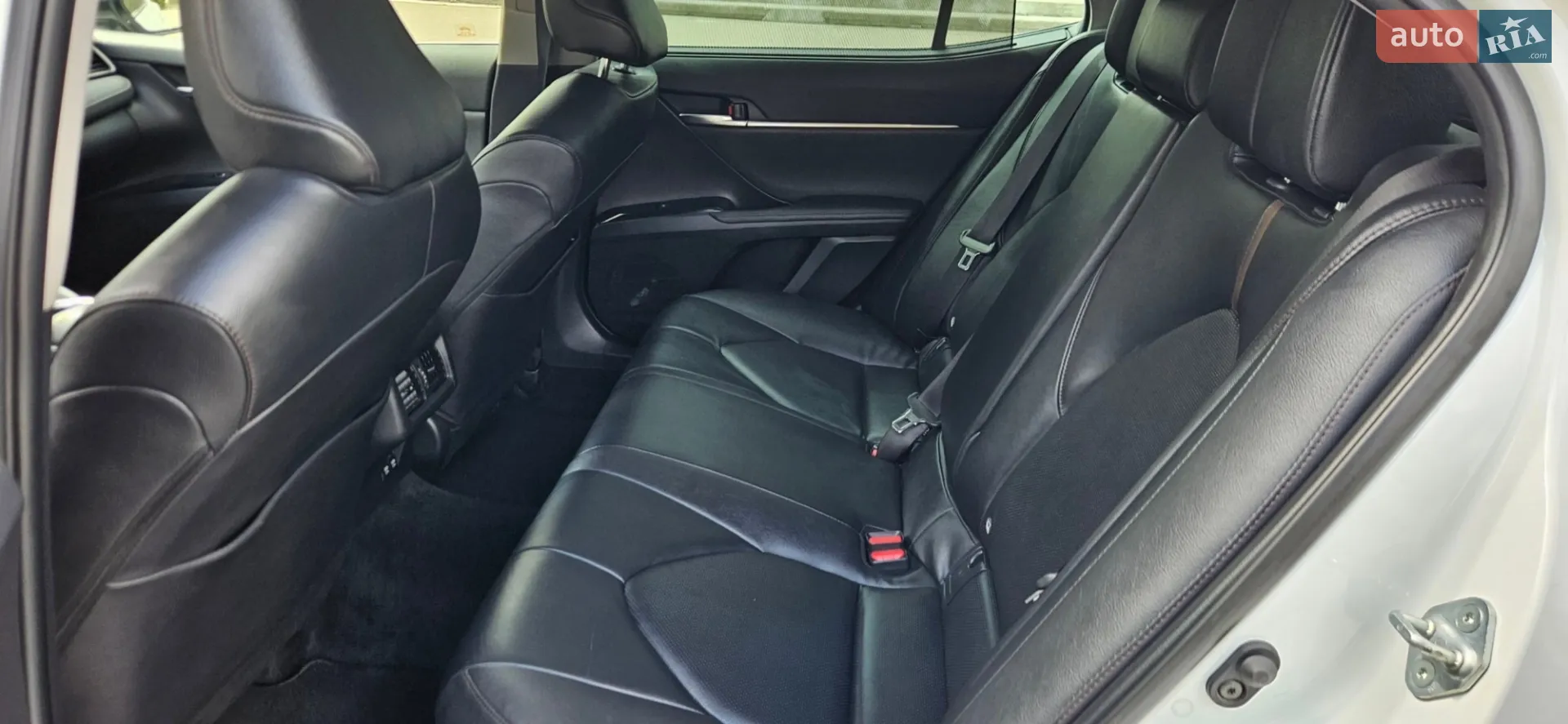 2019 Toyota Camry - мініатюра 15