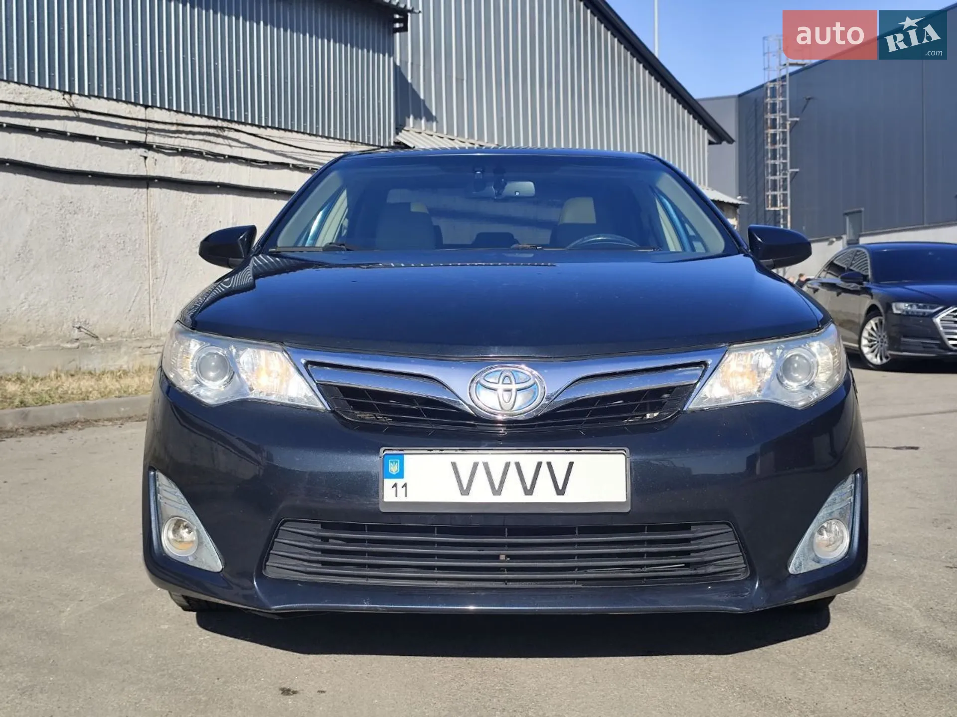 2013 Toyota Camry - мініатюра 2