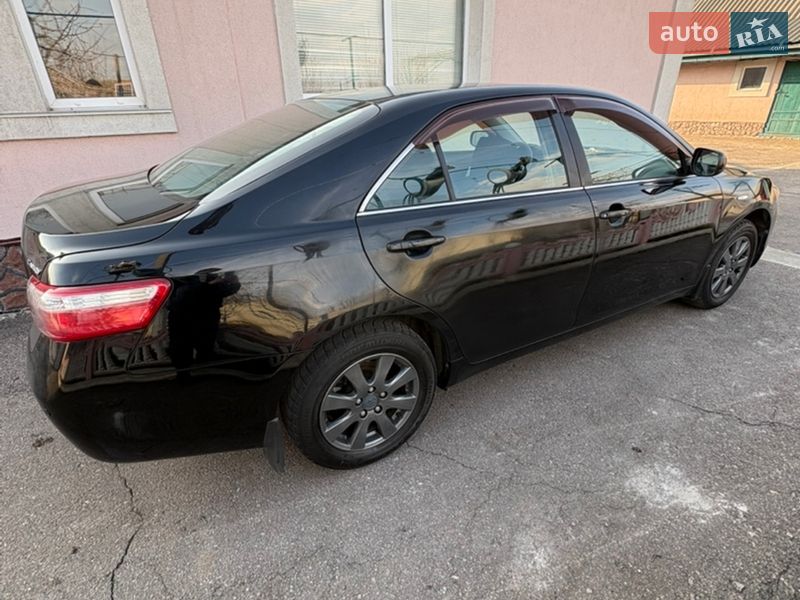 Седан Toyota Camry 2008 в Киеве