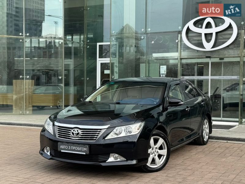 Toyota Camry 2013