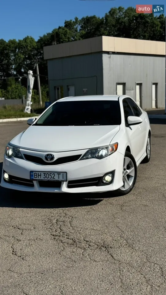 2012 Toyota Camry - мініатюра 19