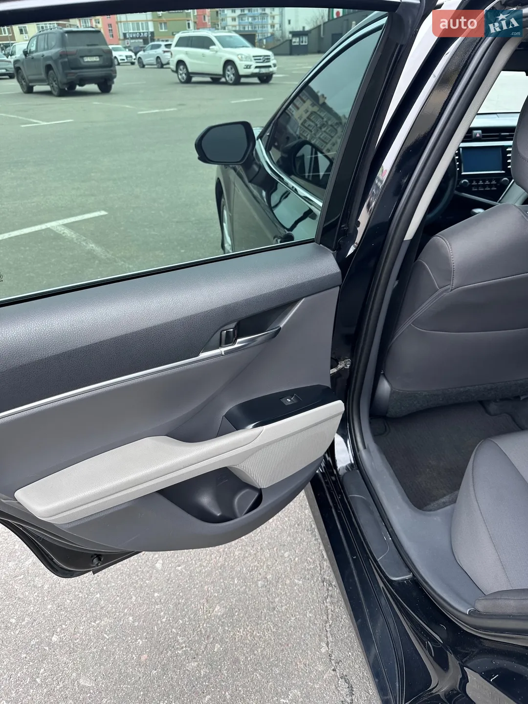 2018 Toyota Camry - мініатюра 20