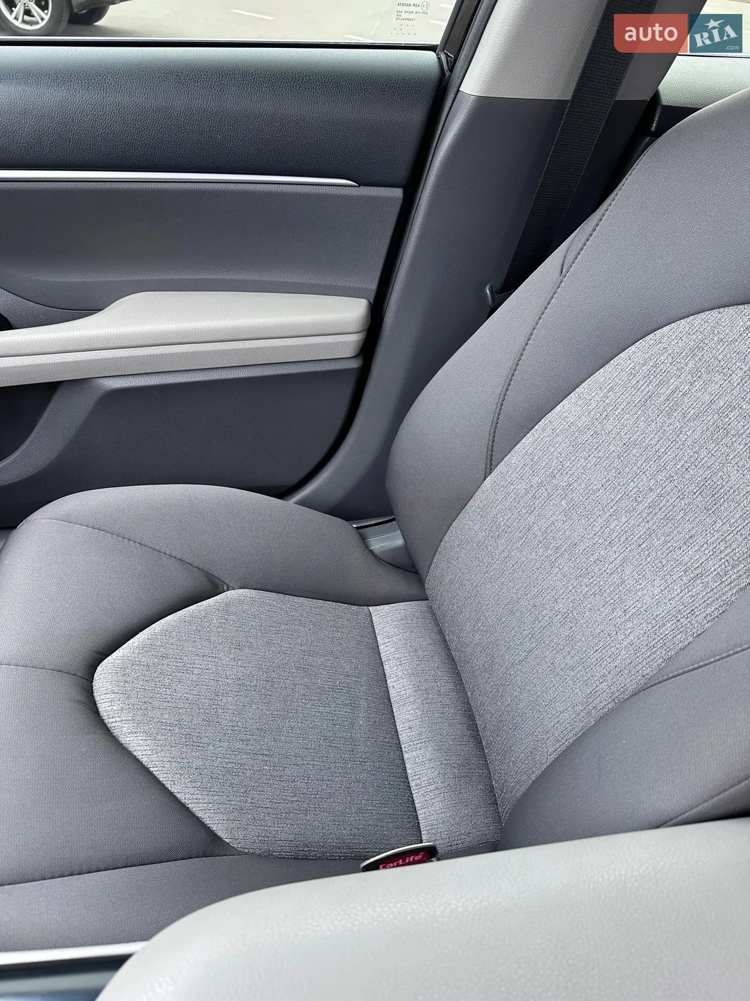 2018 Toyota Camry - мініатюра 25